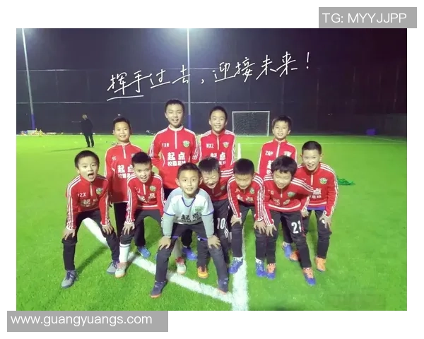 足球明星推荐给小学生的成长之路与梦想启航 足球明星推荐给小学生的成长之路与梦想启航